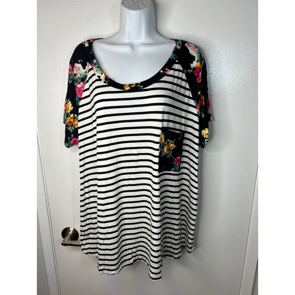 1 Clique Women's Short Sleeve Striped & Floral Print Tee NEW ~ Size 3X